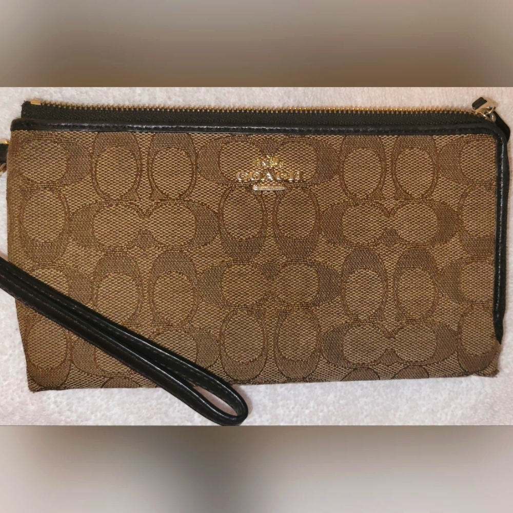 Coach Signature Wristlet
